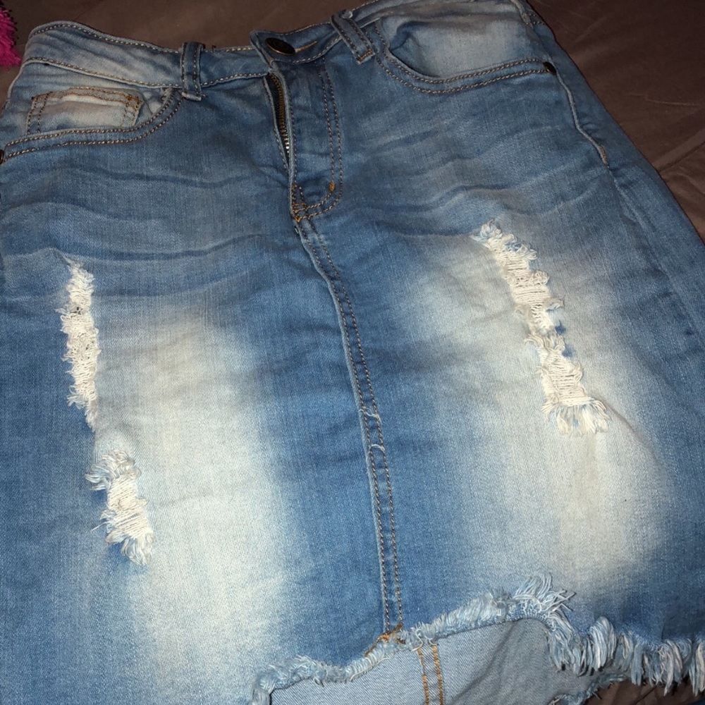 Jean Skirt - Picture 3 of 3